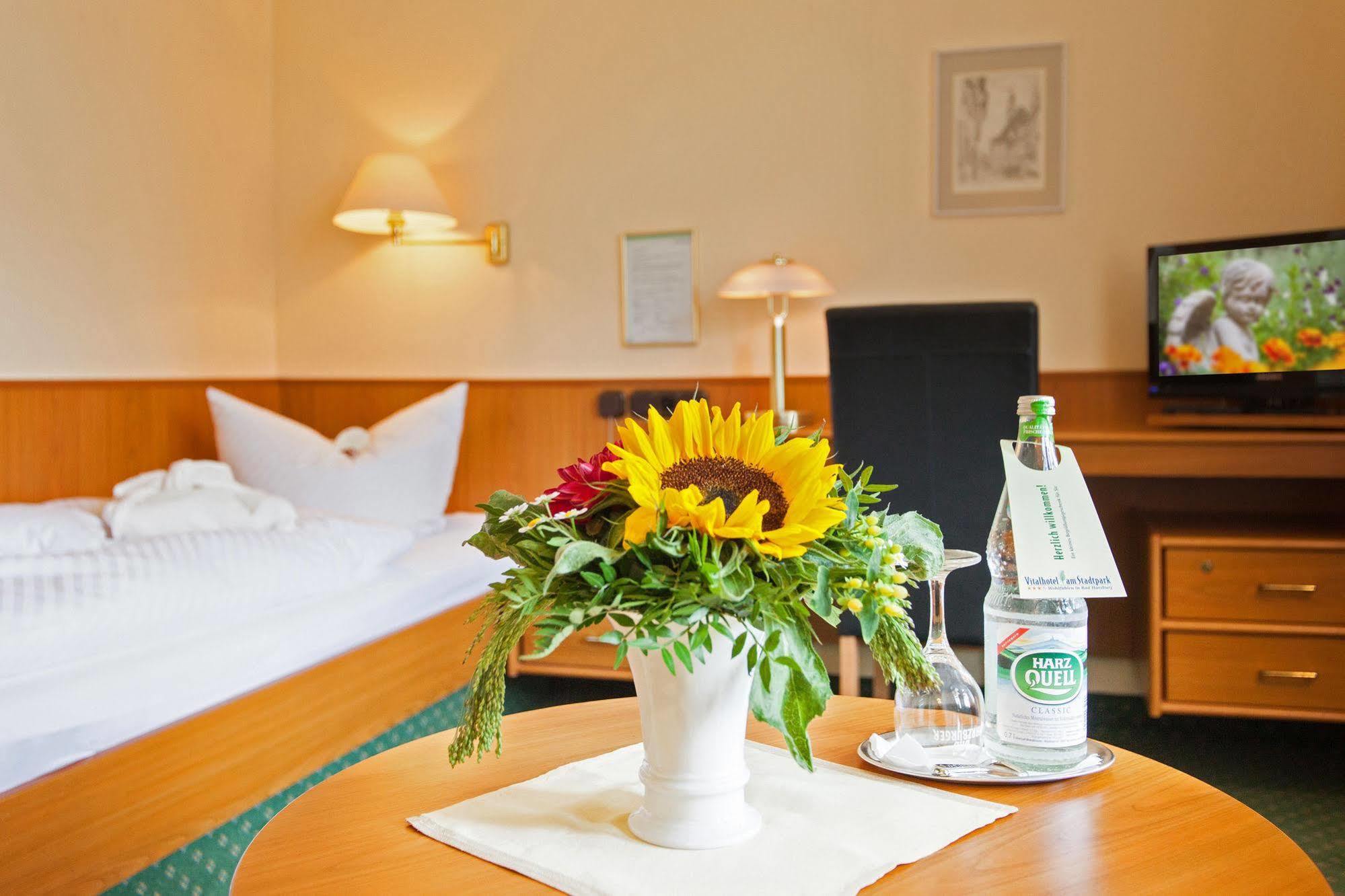Vitalhotel Am Stadtpark Superior Bad Harzburg Exterior foto