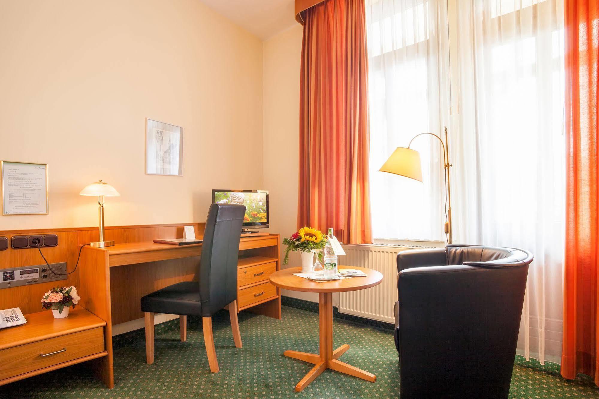 Vitalhotel Am Stadtpark Superior Bad Harzburg Exterior foto